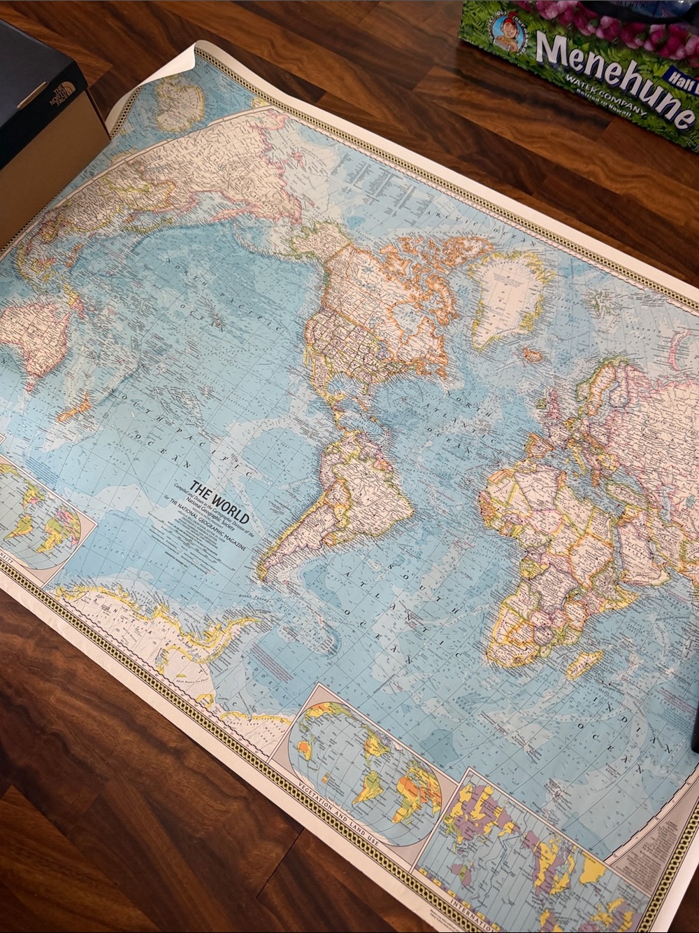 Vintage-Style World Map Poster National Geographic 1970